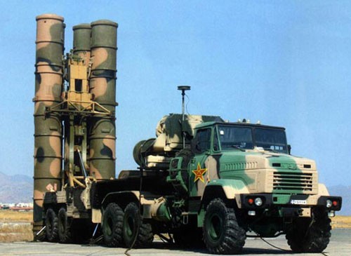 Trung Quốc mua tên lửa phòng không S-300 của Nga